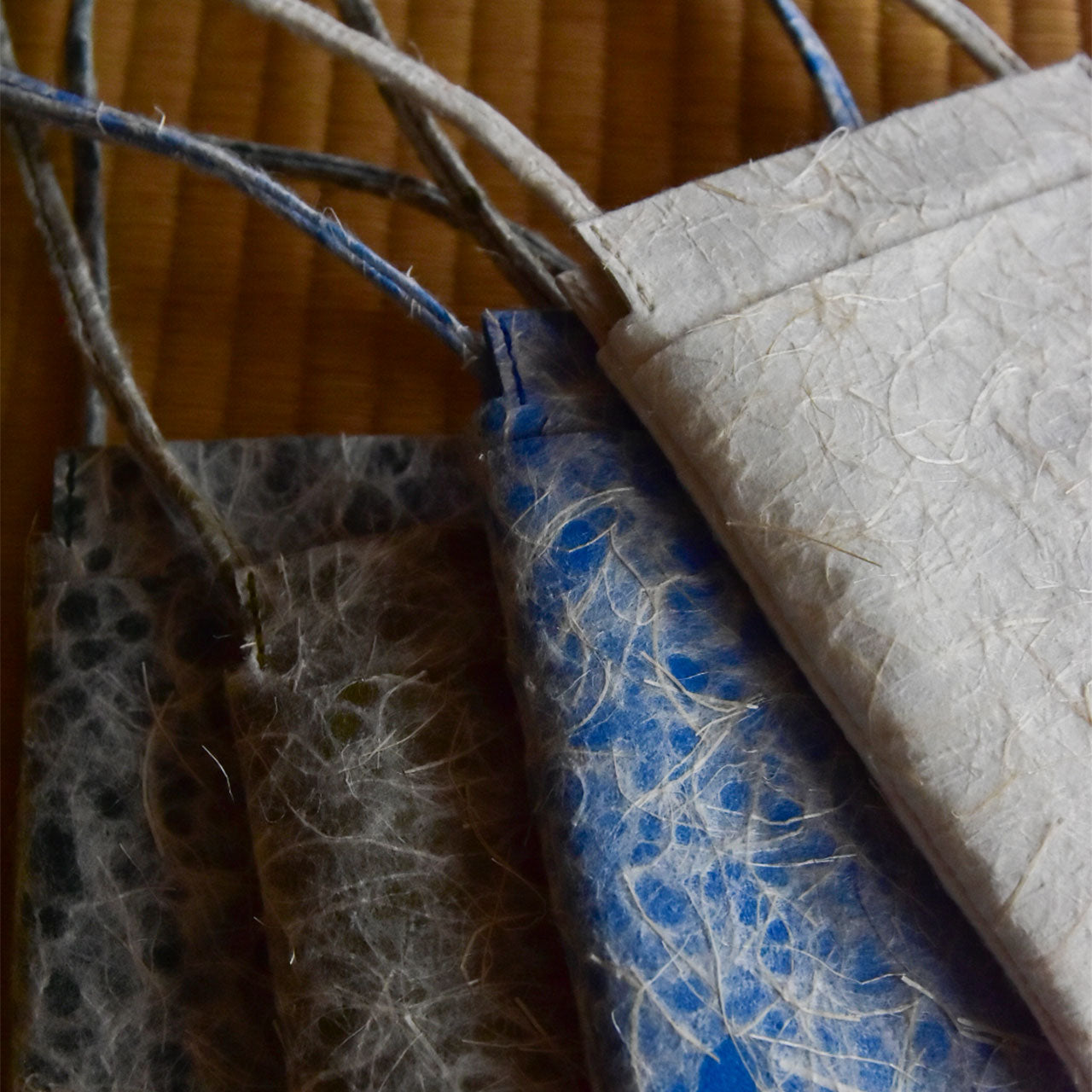 【ASARAKUSUI】SMARTPHONE POUCH / スマートフォンポーチ