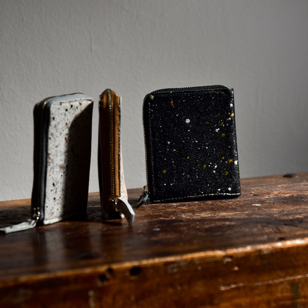 【MIKAGE】HALF ZIP WALLET SMALL / ハーフジップウォレット スモール