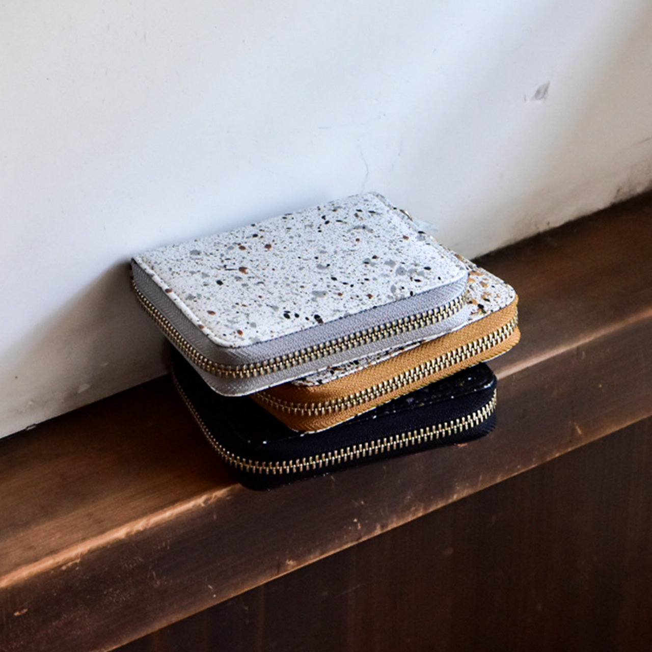 MIKAGE] MINI ROUND ZIP WALLET / 迷你圓形拉鍊錢包