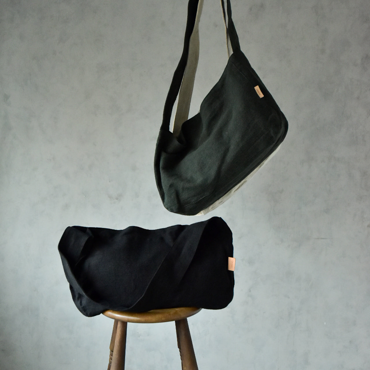 【HYBRID LINEN】NEWSPAPER BAG / ニュースペーパーバッグ