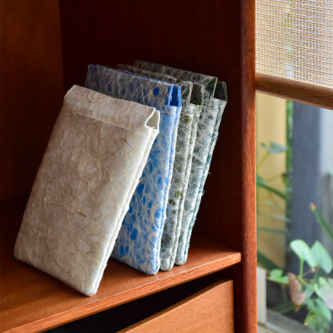 【ASARAKUSUI】SMARTPHONE POUCH / スマートフォンポーチ