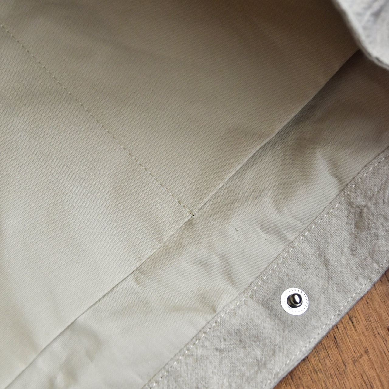 【HYBRID LINEN】Newspaper Bag M / ニュースペーパーバッグ M