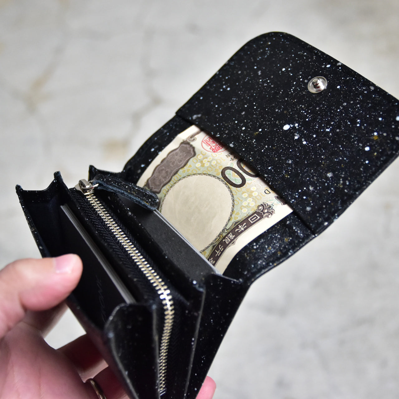 [MIKAGE] SHORT WALLET