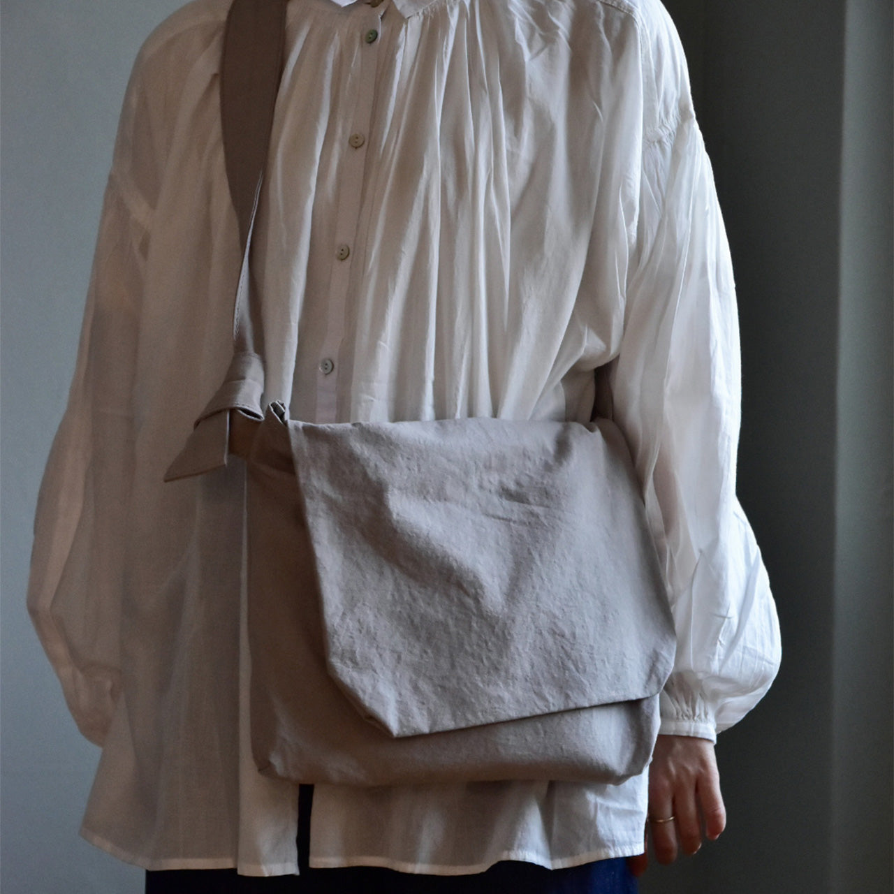 【ZAZA CLOTH】FLAP SHOULDER / フラップショルダー